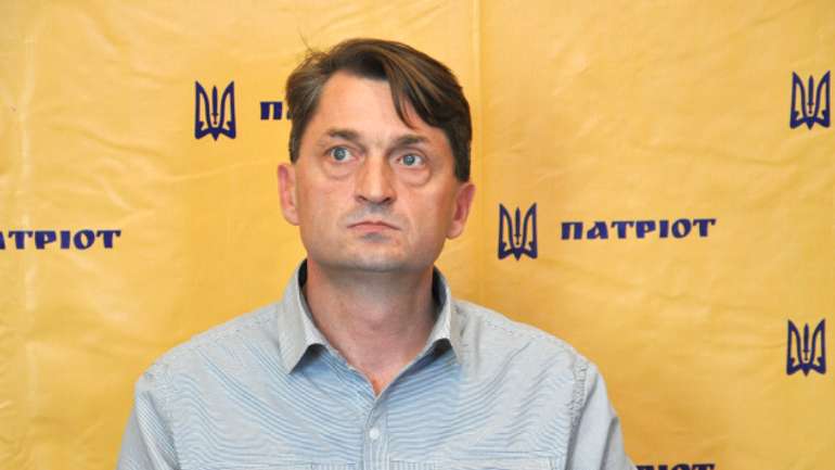 Псевдоактивіст Русін набиває кишеню під патріотичні гасла – Лещенко