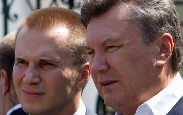 Суд заарештував 300 млн з банку Януковича-молодшого в банку Порошенка_2