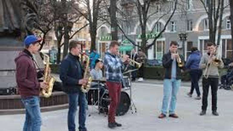 ​У трьох містах на Полтавщині вперше відбудуться фестивалі вуличної музики