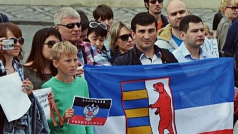Азаров, Захарченко та Курченко керують проплаченими Росією «мітингами» – СБУ