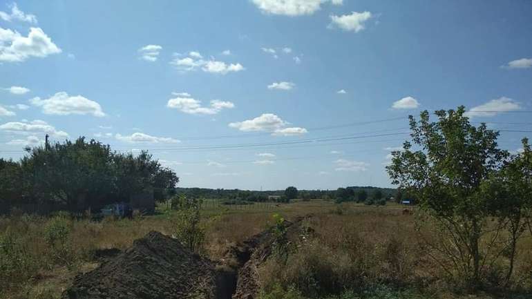 ​В одному з сіл Гадяцького району прокладають новий водогін