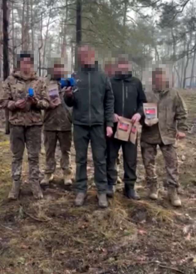 Учні Пирятинського ліцею придбали дрони для воїнів ЗСУ_2