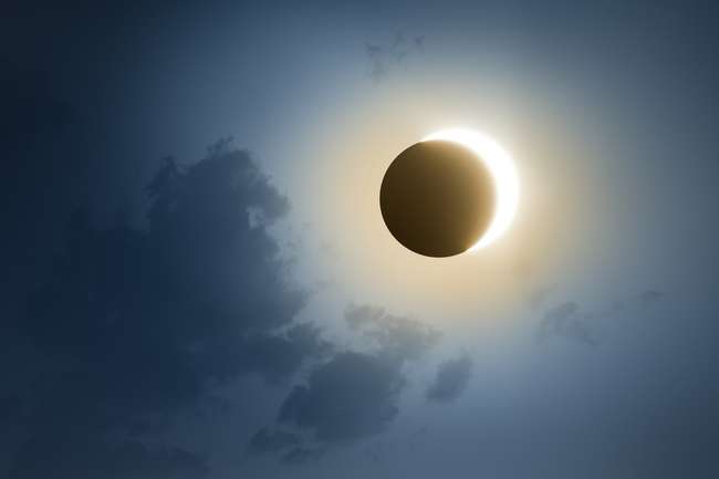 Америка в очікуванні повного затемнення Сонця