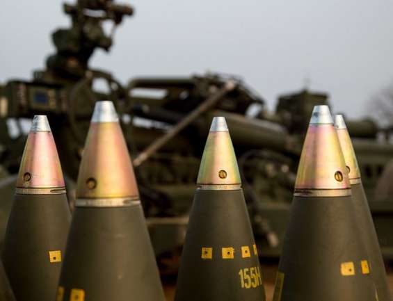 Чехія планує передати Україні півтора мільйона снарядів до кінця року, — Петр Фіала
