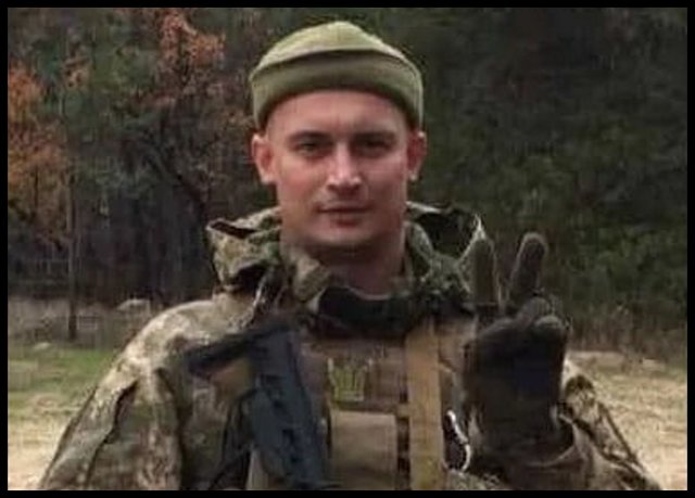 Солдат 33-річний В’ячеслав Олексієнко Солдат 33-річний В’ячеслав Олексієнко