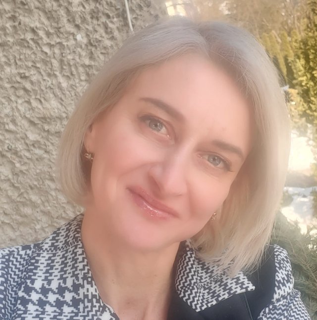Панова Олена Панова Олена
