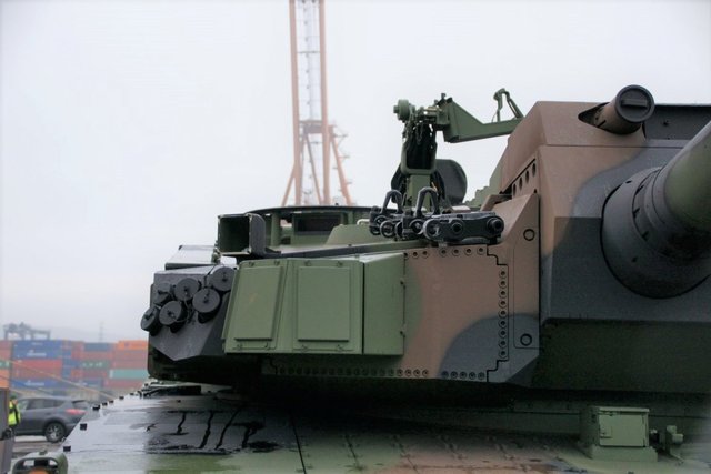 Польща отримала перші корейські танки K2 та САУ K9_7