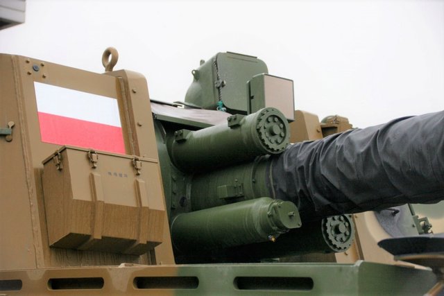 Польща отримала перші корейські танки K2 та САУ K9_17