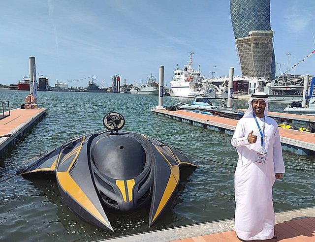 В Абу-Дабі українські розробники презентували компактний підводний човен_1
