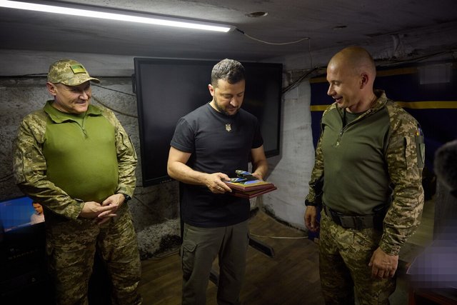 В рамках передвиборного туру глава держави Єрмак та Володимир Зеленський відвідали Запоріжжя_2