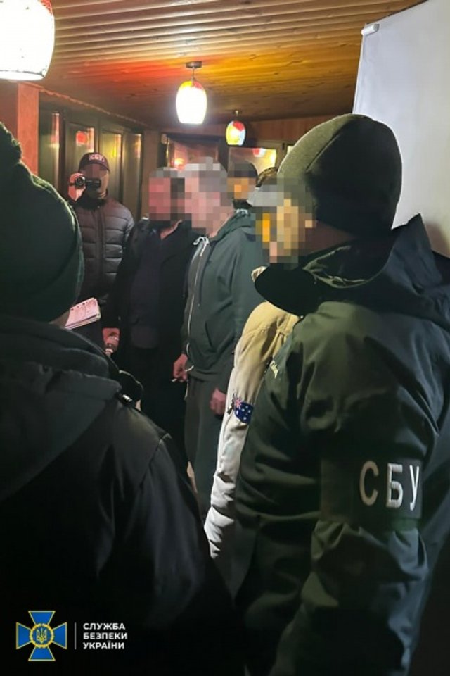 СБУ прийшла з обшуками до чиновників Міноборони та менеджерів «Львівського арсеналу»_2