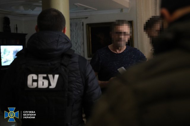 СБУ прийшла з обшуками до чиновників Міноборони та менеджерів «Львівського арсеналу»_9