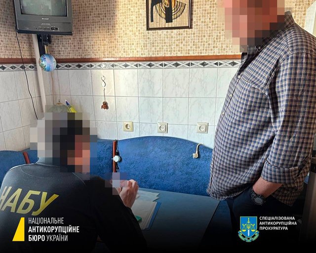Бізнесмен та чиновник організували злочинну схему на відбудові Харкова_2