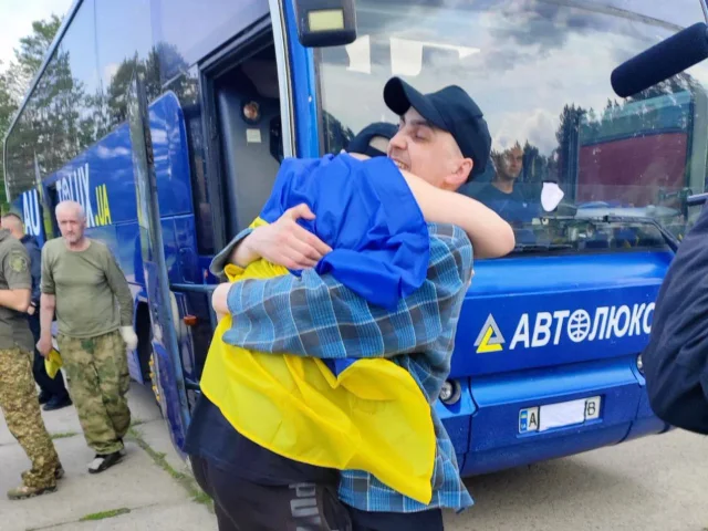 Україна та рф провели черговий обмін військовополоненими_1
