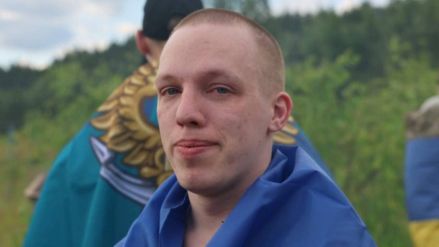 Україна звільнила з полону ще групу захисників_2