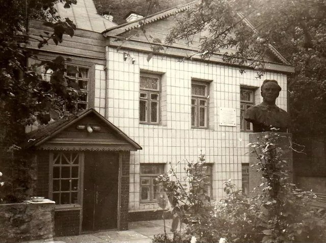 Забутий музей Григорія Світлицького: руїна серед елітної забудови Воздвиженки_3