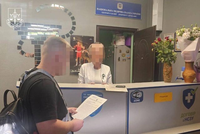 Ексголова Центральної МСЕК та його спільники отримали підозри_4