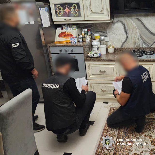 Депутата Закарпатської обласної ради викрили на махінаціях з деревиною на мільйон гривень_4