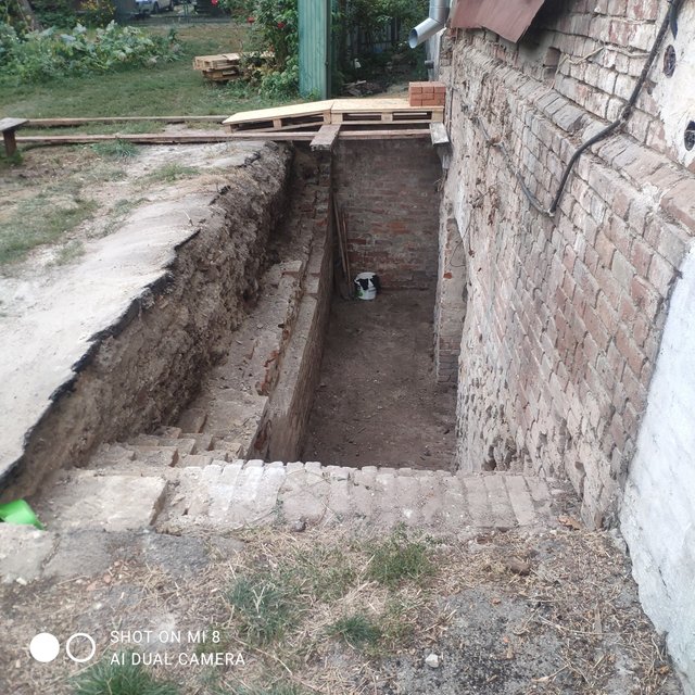 Полтавська міська рада і виконавча служба проти військового та його родини_5