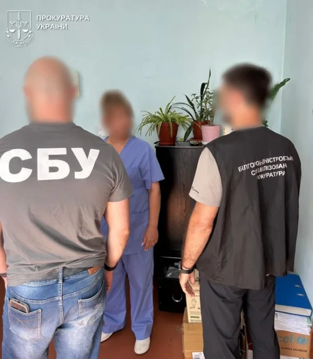 Керівництво «оновленої МСЕК» на Одещині підозрюють у торгівлі меддовідками_2