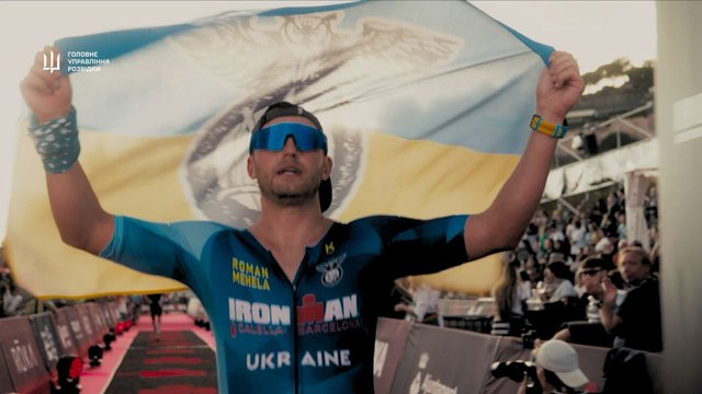 «Залізна людина» — офіцер ГУР підкорив найскладнішу дистанцію змагань із триатлону в Барселоні_2