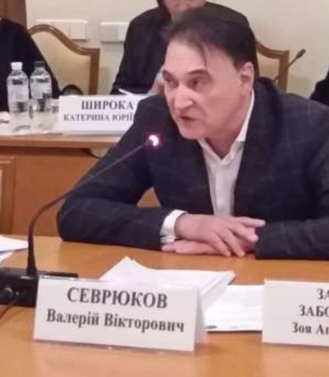 Ексголова Полтавської прокуратури Столітній допоміг другу уникнути відповідальності за хабар_2