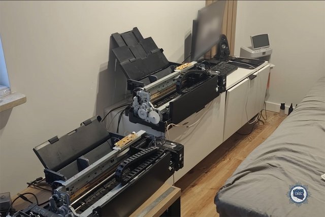 Айтівець із розвідки та друкарня біля ліжка_1