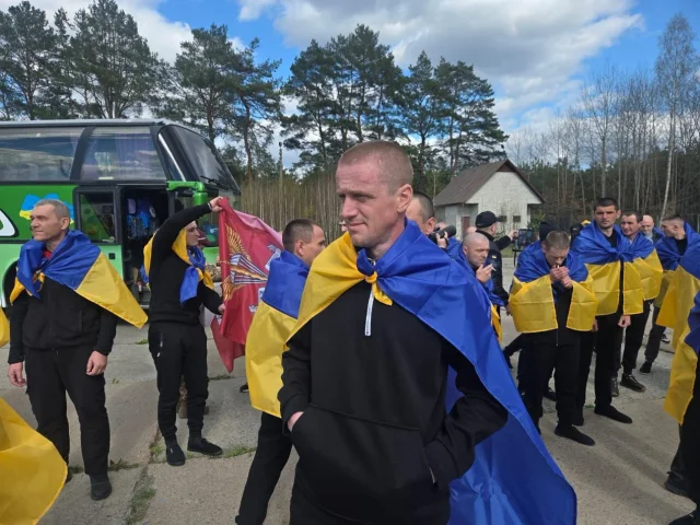 Обмін полоненими. З російської неволі повернулися ще 193 українці_10