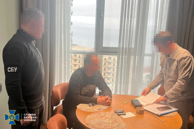 Громадяни України допомагали купували кораблі для «тіньового флоту» рф — СБУ_3