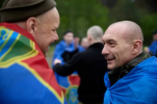 З російської неволі повернулися 205 українців. Це перший етап обміну «1000 на 1000»_11