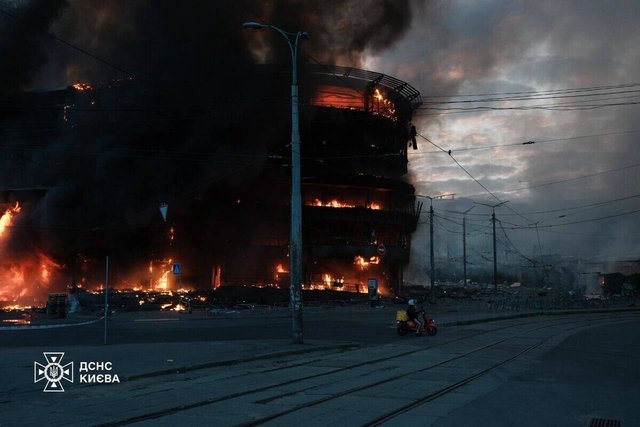 Атака на Київ: один загиблий, двадцять один постраждалий_2