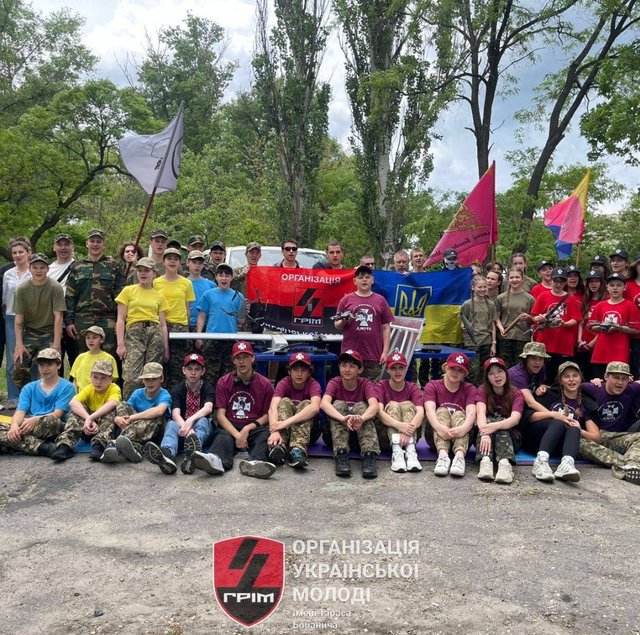 Вишкіл для молоді та живі історії про війну_1