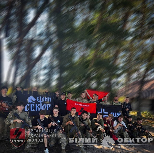 ОУМ «ГРІМ» і «Білий сектор» провели дводенний всеукраїнський вишкіл_1