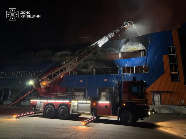 росіяни вкотре масовано атакували балістикою Київ та Київську область_4