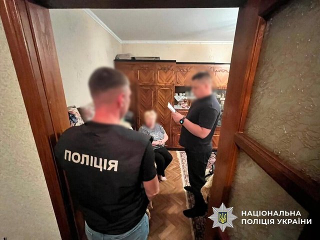 У Києві повідомлено про підозру члену ВЛК та його спільникам_8