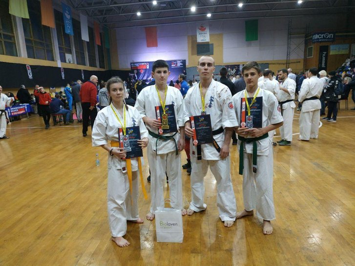 Полтавські каратисти повернулися з чемпіонату у Броварах із призовими місцями_1