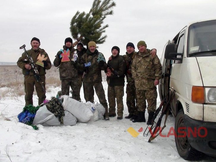 Святкування на фронті. Попередні роки війни Святкування на фронті. Попередні роки війни