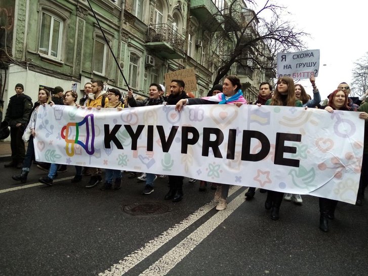 З вагінами, циганами і трансгендерами: у Києві пройшов парад феміністок_4