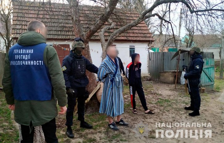 У Полтаві троє наркодилерів розповсюджували наркотики через соцмережі_1