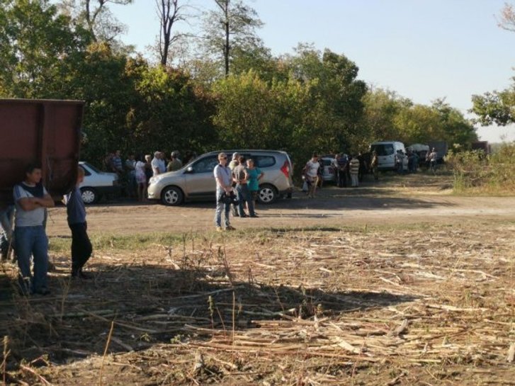 Пси Авакова не дають фермерам збирати врожай_1