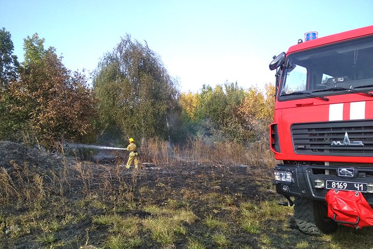 У Решетилівському районі загасили низку пожеж на відкритій території_1