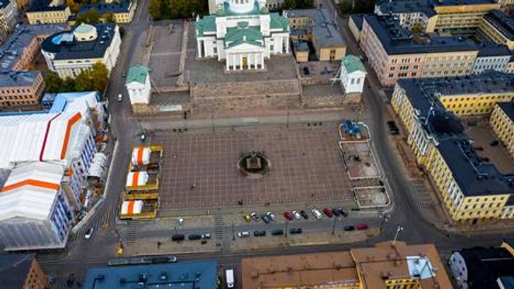 Сенатська площа у Гельсінкі Сенатська площа у Гельсінкі