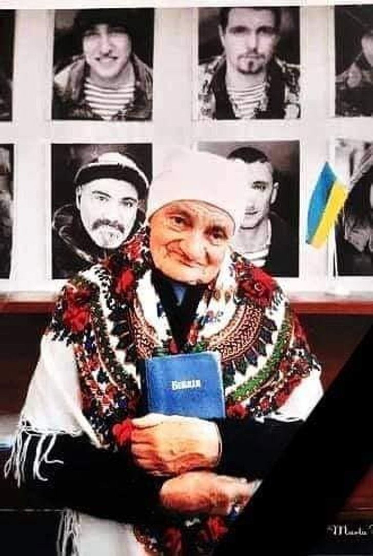 Померла найстаріша волонтерка бабуся Лю з Дніпра_1