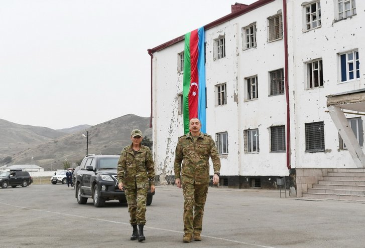 Подружжя Алієвих відвідало звільнений Карабах_4