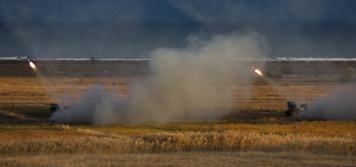 Дві румунські реактивні установки запустили ракети в Чорне море під час навчань