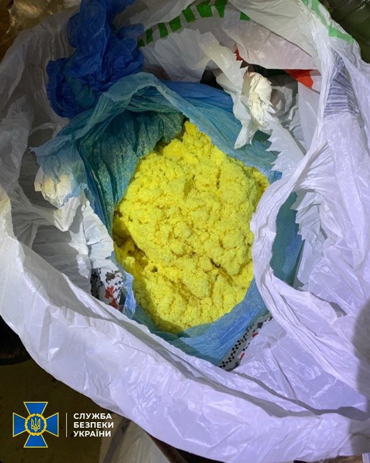 На Черкащині викрито нарколабораторію з виробництва амфетаміну на мільйони гривень_3