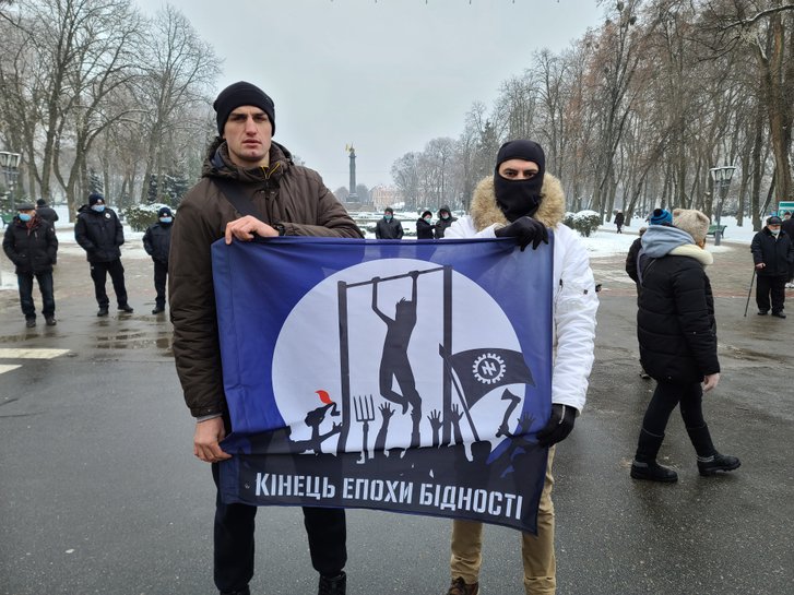 Політики хайпують, українці горюють_2