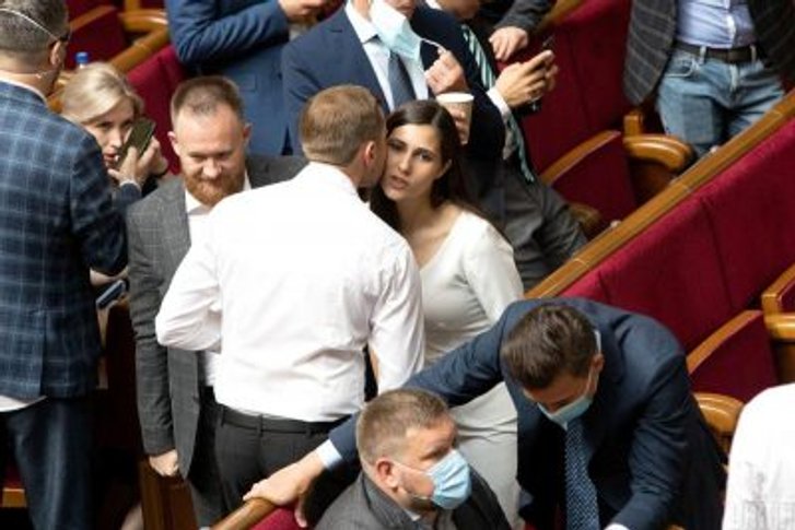 Масковий режим як насмішка влади над громадянами_1