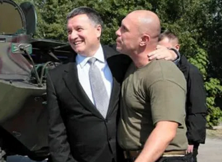 «Служили два товариші…»_5