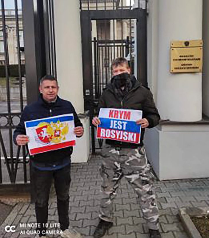 Агенти Кремля у Варшаві закликали владу Польщі визнати Крим «російським»_1